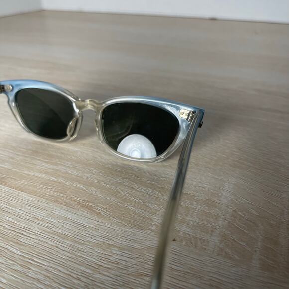 Vintage Bausch and Lomb 4-5 1/4 Youth Sunglasses Cat Eye Blue B&L 42-18 - Picture 7 of 13